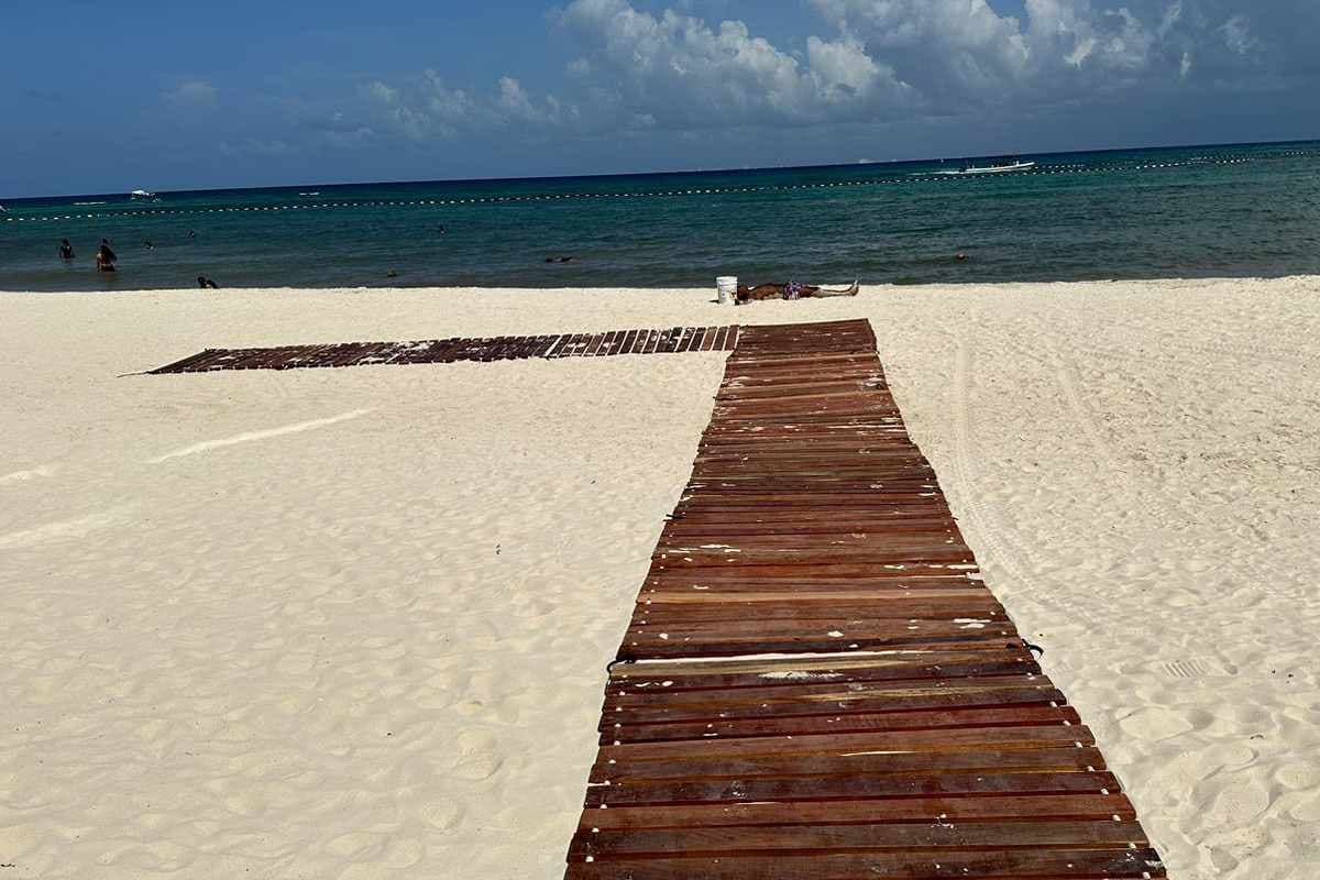 pasarela-de-madera-para-playa-accesible