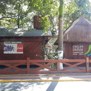 KIOSKO DE MADERA (para resguardo de productos anfibios)